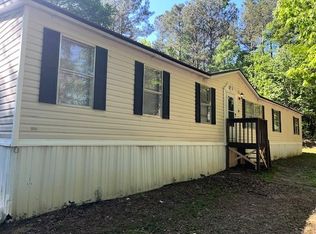 94 Mill Run Dr, Comer, GA 30629