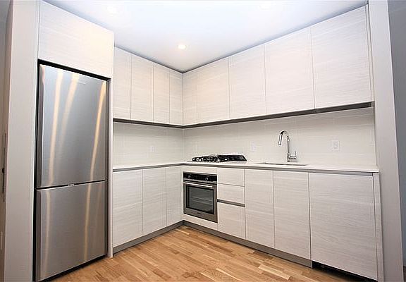 4th image of 1511 Bedford Ave #3T