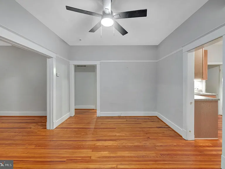 3704 Coolidge Ave — Photo 10
