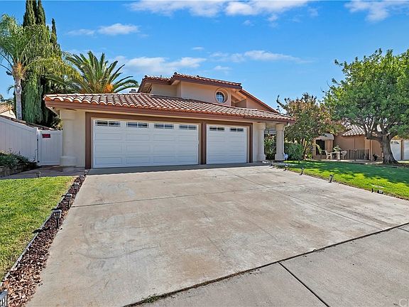 4th image of 25500 Brownestone Way