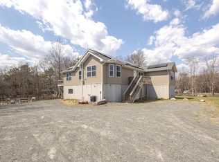 168 Laurel Ln, Blakeslee, PA