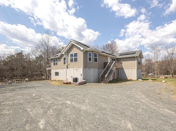 168 Laurel Ln, Blakeslee, PA 18610