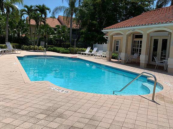 4th image of 9621 Rosewood Pointe Ter APT 206