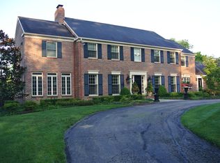 4945 Burley Hills Dr, Cincinnati, OH 45243