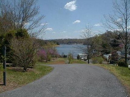 3rd image of 0 Lake Harbor Dr