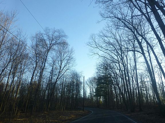 5th image of 1494 Enders Rd