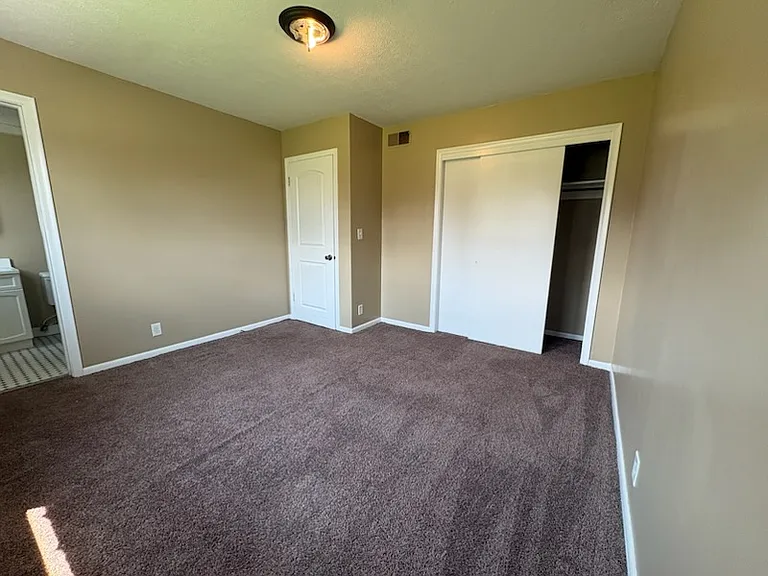 1843 E Dodge St #B — Photo 4