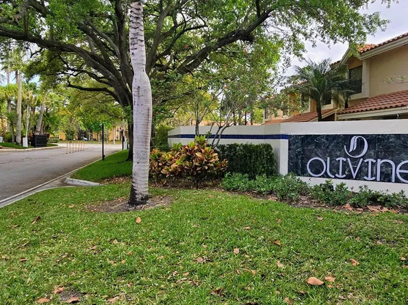 3881 Coral Tree Circle #3881, Coconut Creek, FL 33073