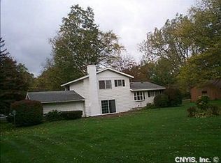 20 Jackim Rd, Oswego, NY 13126