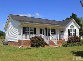 601 Lazy Branch Dr, Benson, NC 27504