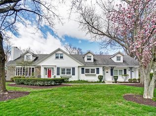 1313 Far Hills Ave, Oakwood, OH 45419
