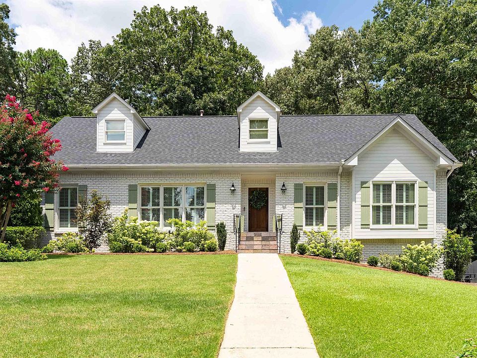 1st image of 3344 Castle Crest Dr