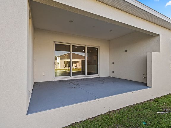 5th image of 9279 Rosebud Cir