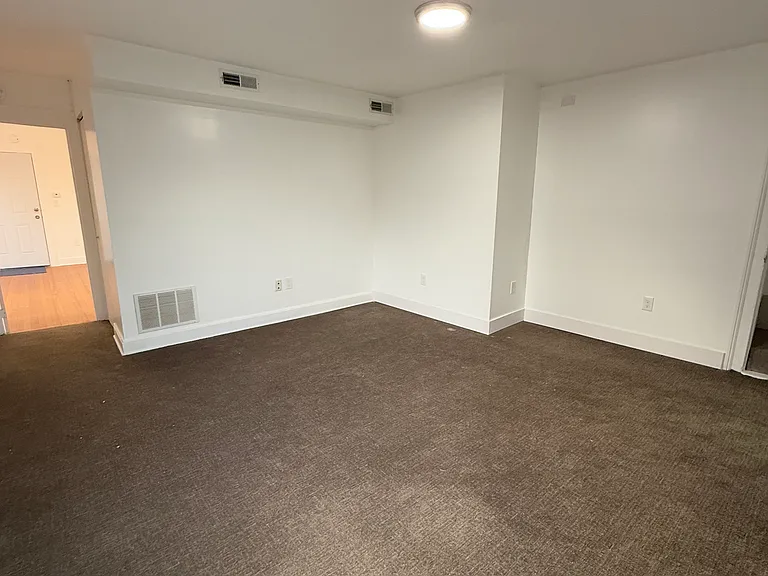 72 Cedar St #2 — Photo 6