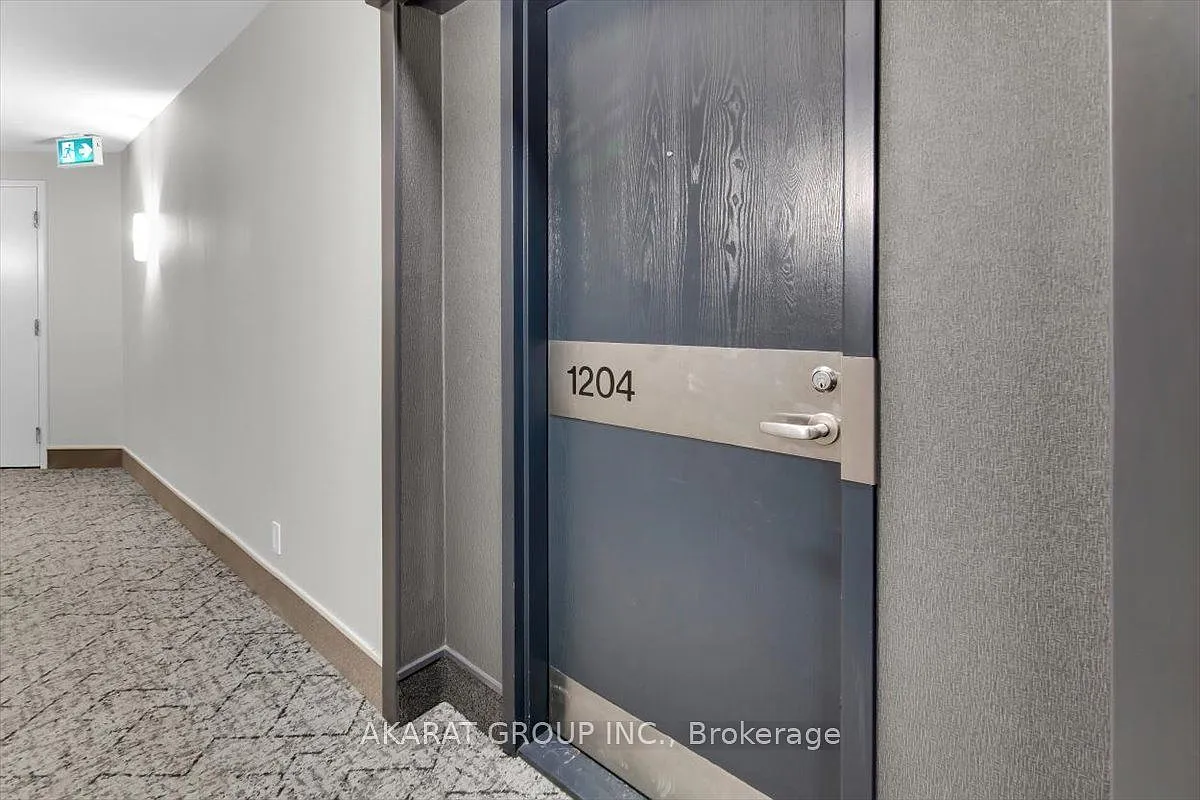 3 bed, $4,200 — Photo 2