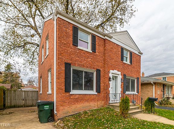 2nd image of 414 Marshall Ave