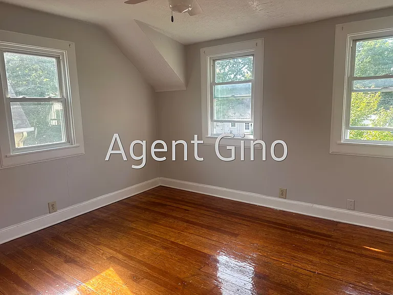 1422 F St — Photo 6