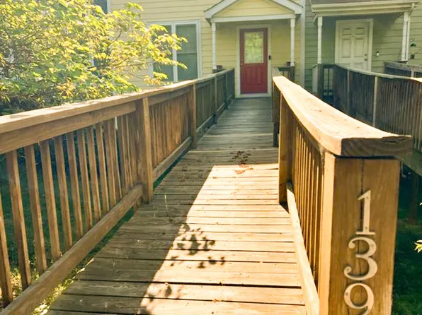 1392 Avon St, Charlottesville, VA 22902