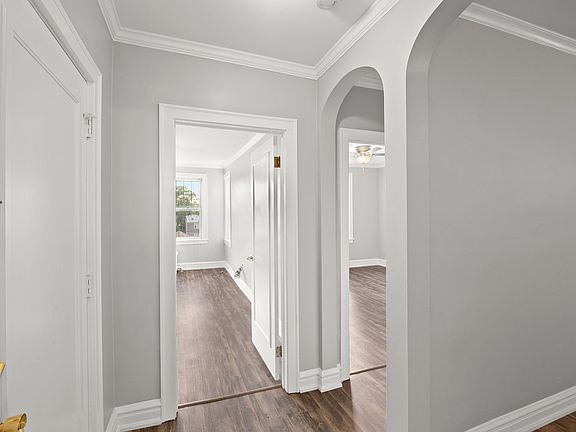 5th image of 2705 S 59th Ct #3