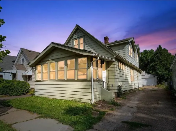 628 Parkway Dr, Saint Paul, MN 55106