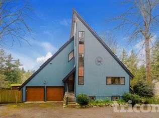 2108 E Phinney Bay Dr, Bremerton, WA 98312