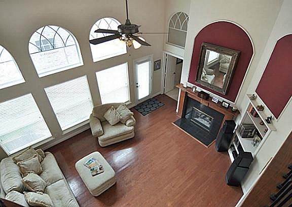 5th image of 2099 Donley Dr
