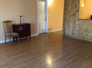 18154 Chase St, Northridge, CA 91325