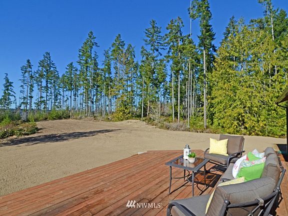 3rd image of 5785 Timmerman Court SE