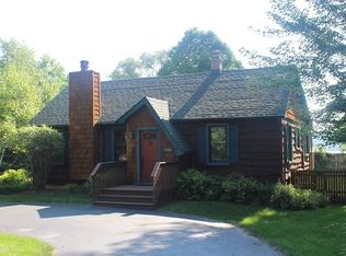 5106 Wonder Woods Dr, Wonder Lake, IL 60097