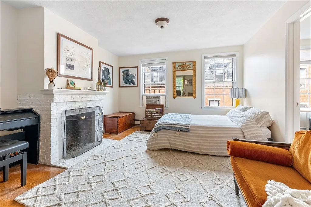 Building Photo - 61 W Cedar St #FURNISHED