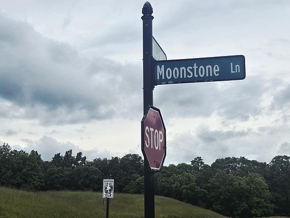 2nd image of L-182 Moonstone Ln