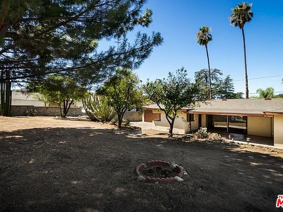 5th image of 10440 Wilsey Ave