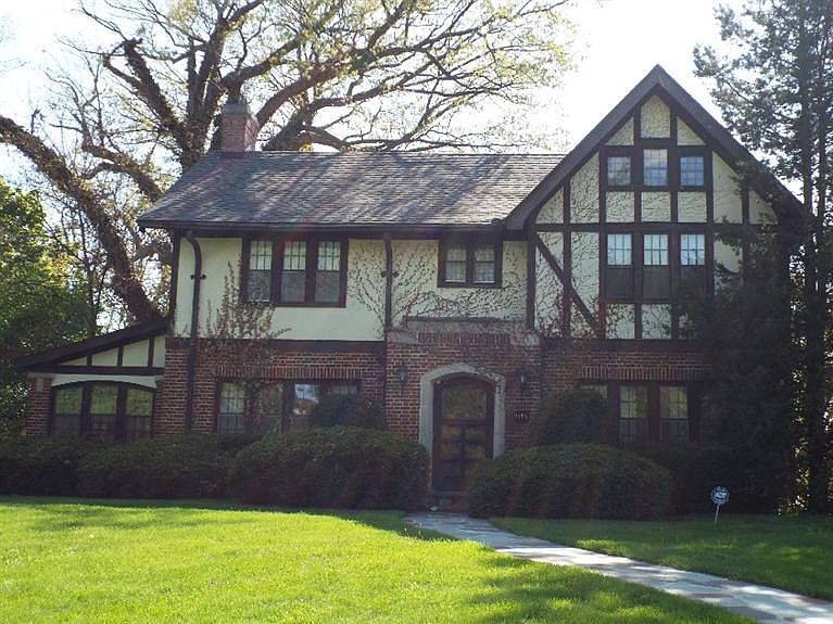 1st image of 1114 South Dr