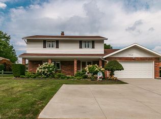 30249 Ridge Rd, Wickliffe, OH 44092