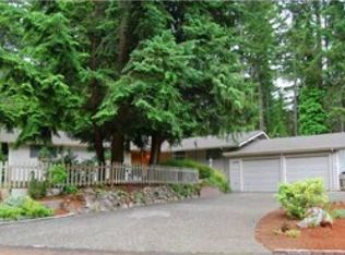 2337 Lakemoor Dr SW, Olympia, WA 98512
