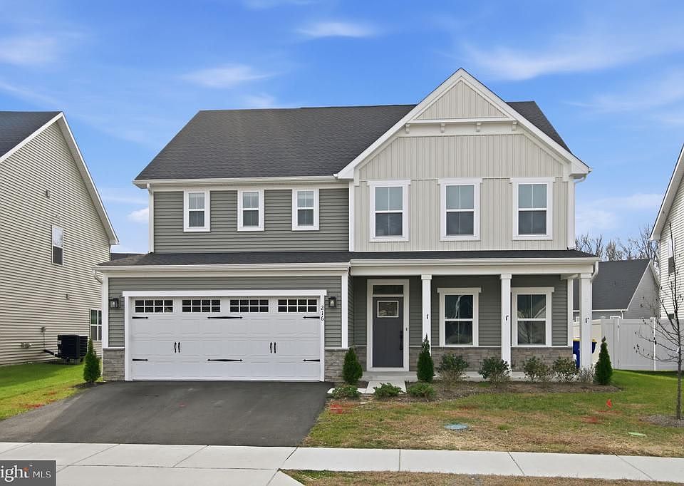 1st image of 216 Perrys Retreat Blvd