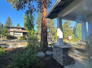 2210 Nw Lemhi Pass Drive, Bend, OR 97703