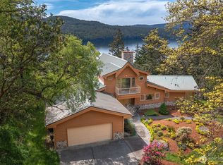 1100 Rosario Rd, Eastsound, WA 98245