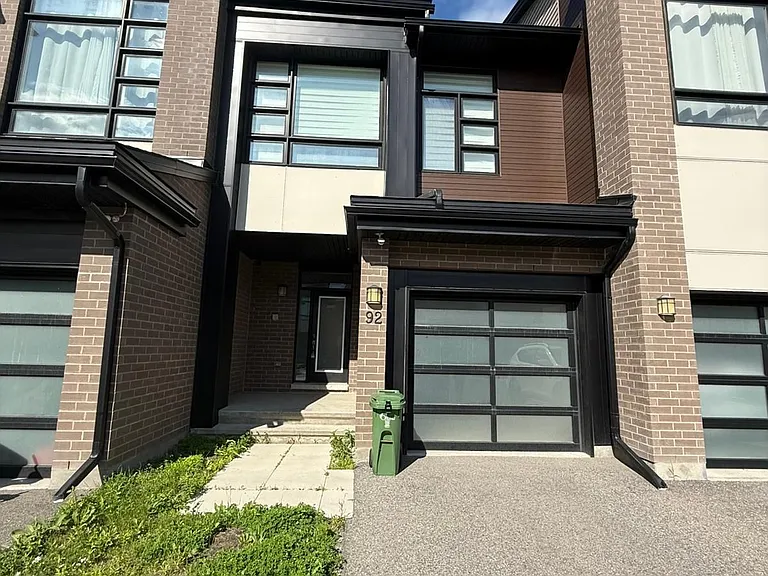 92 Longworth Ave — Photo 1