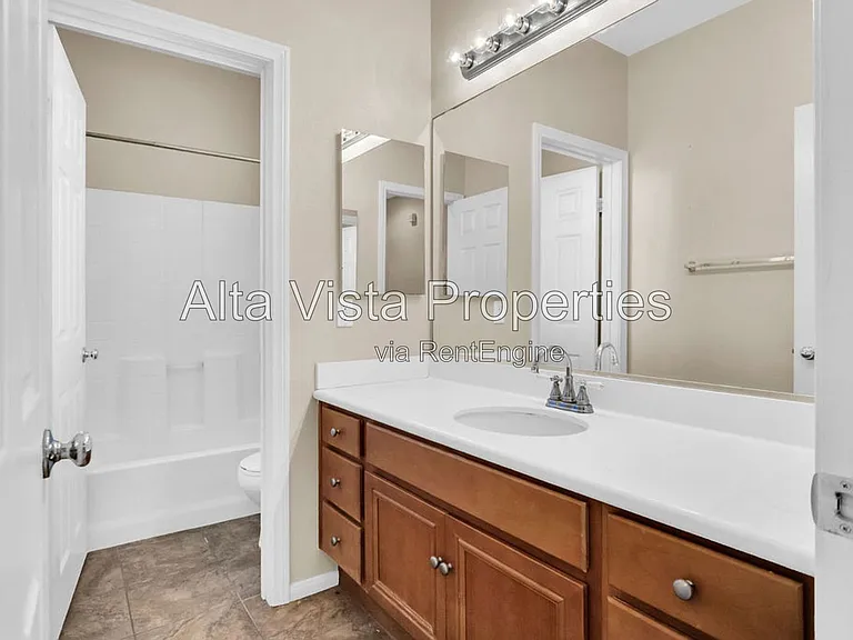 2785 Matera Ln — Photo 20