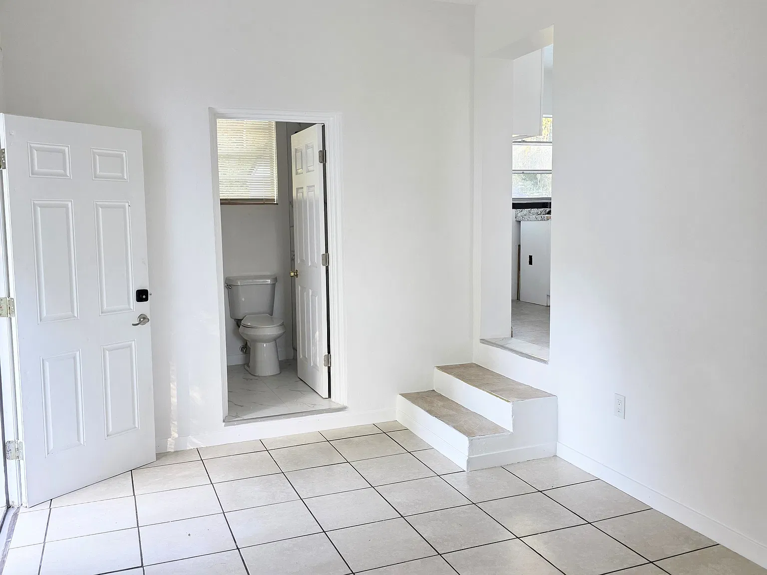1 bed, 750 sqft, $1,100 — Photo 2