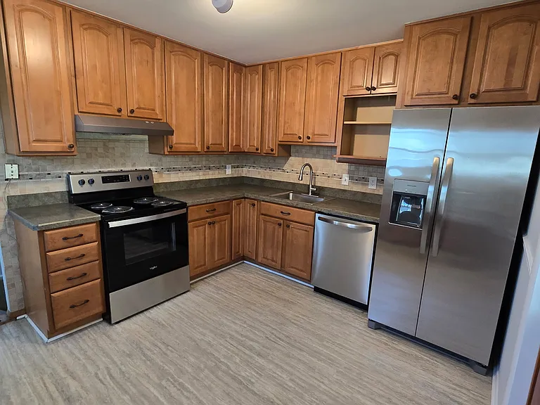 306 Holly Manor Rd — Photo 1