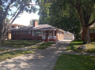 4003 Grindley Park St, Dearborn Heights, MI 48125