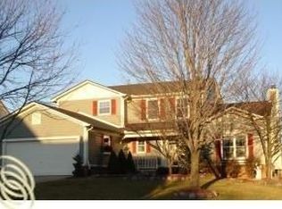 1946 Downham Dr, Wixom, MI