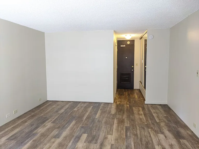 747 Amana St #713 — Photo 4