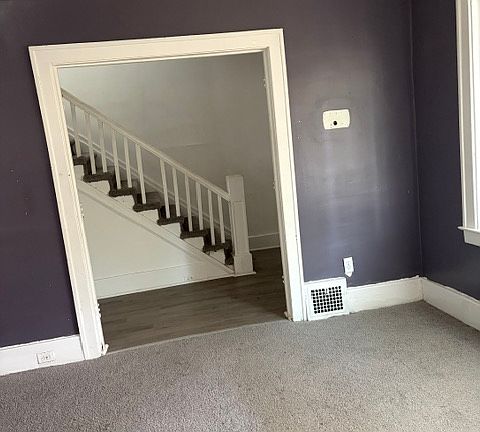 3rd image of 3259 W Philadelphia St