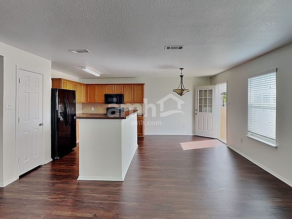 4th image of 14117 Cochise Dr