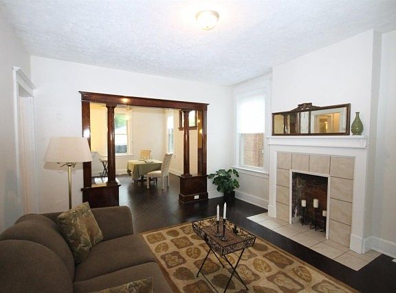 2nd image of 576 Grand Ave