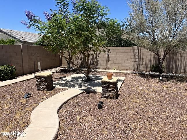 2nd image of 11208 E Verbina Ln #R