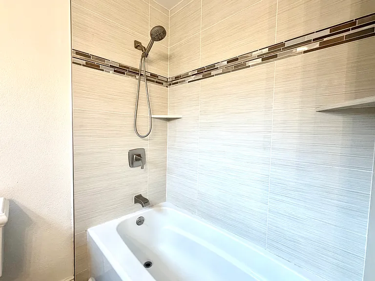 2701 Center Rd — Photo 14